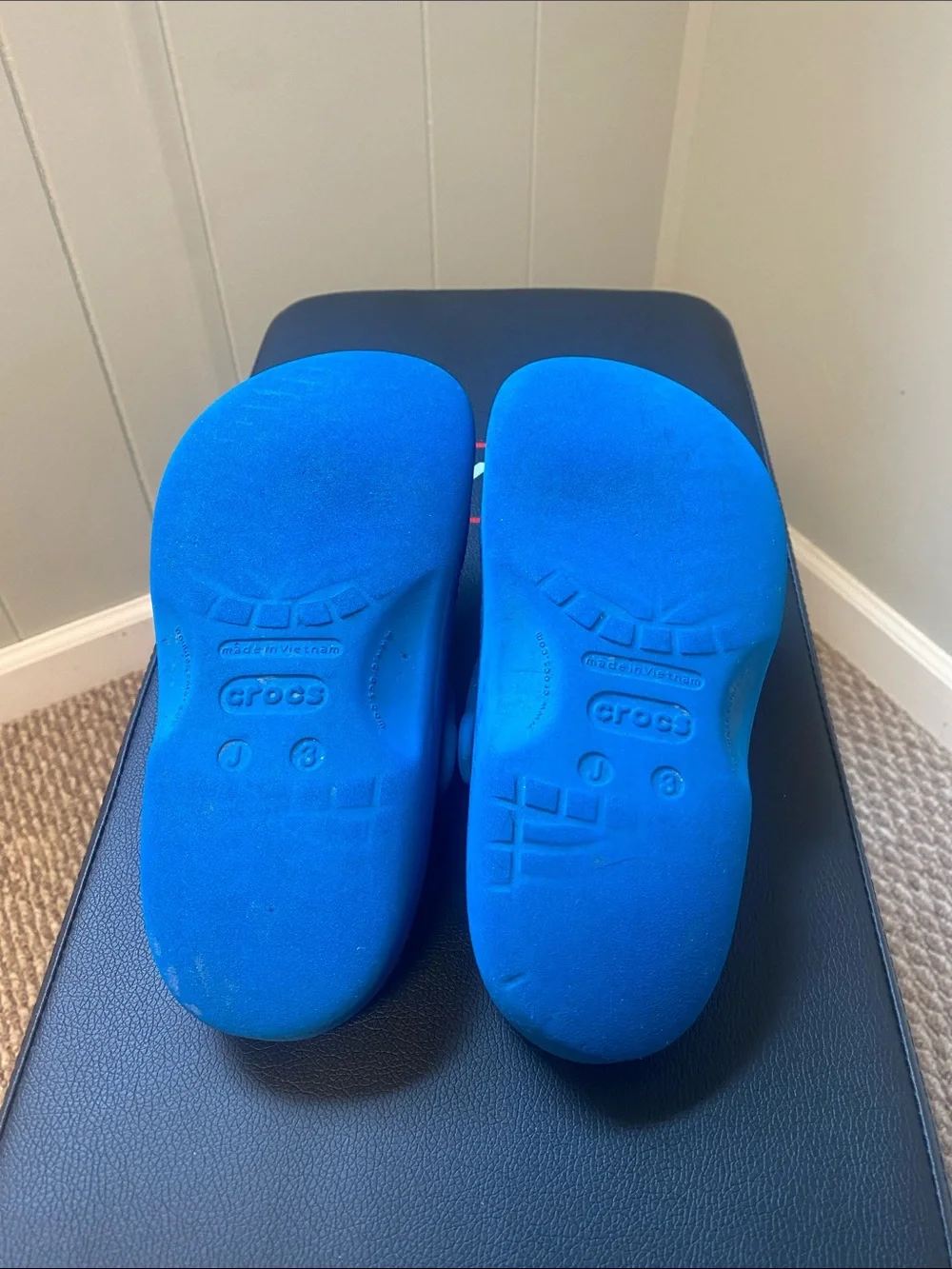 CROCS Kids Bright Blue Water Clogs with Heel Strap